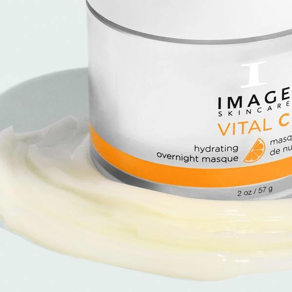 VITAL-C-HYDRATING-OVERNIGHT-MASQUE-PDP-R02.webp